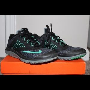 Nike Kaishi 704881-004 WM SZ 6 elite running shoe